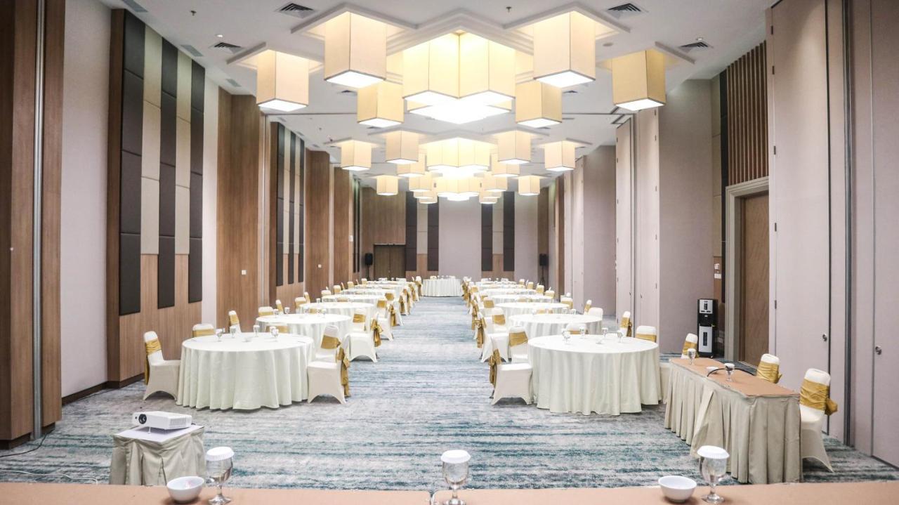Hotel Santika בוקיטינגי מראה חיצוני תמונה
