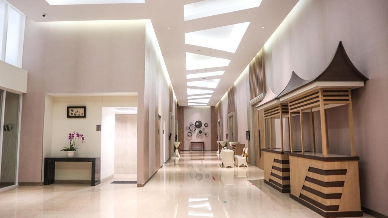 Hotel Santika בוקיטינגי מראה חיצוני תמונה